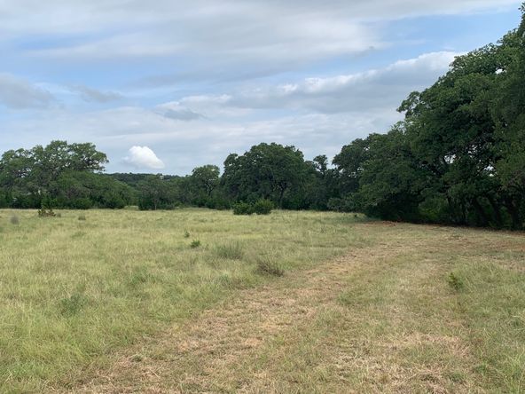 part of edmond ranch: 000 FM 32, Blanco, TX 78606